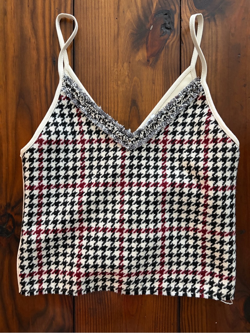 Womens Houndstooth V-Neck Cami Tank - Cream, Black & Red